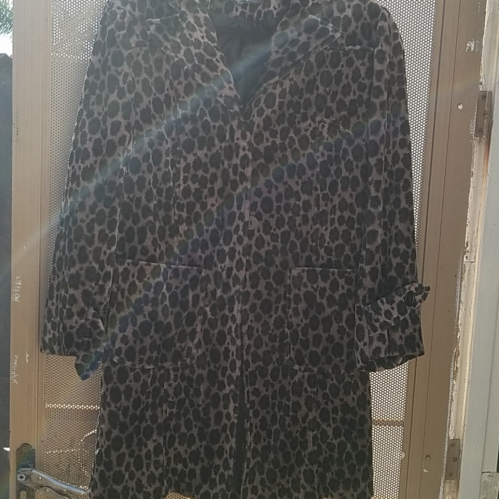 Leopard coat,size XS